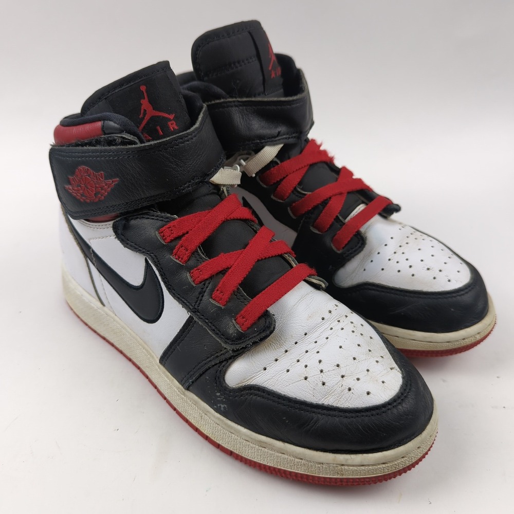 Nikeโ Air Jordan 1 High FlyEase Youth 7Y Basketball Sneakers Black White Red